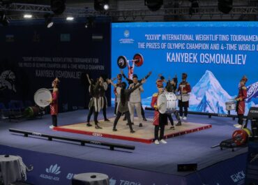 telegram-cloud-photo-size-2-5368663460662676323-y