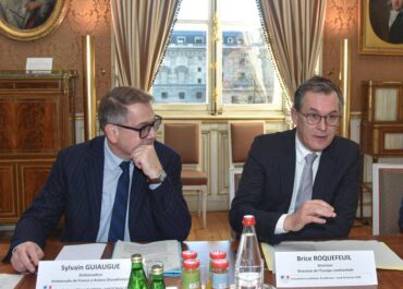 telegram-cloud-photo-size-2-5195285109915979316-y